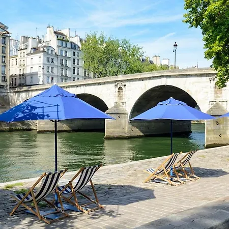 Mini Loft In Notre Dame District, Ile Saint-louis, Apartment
