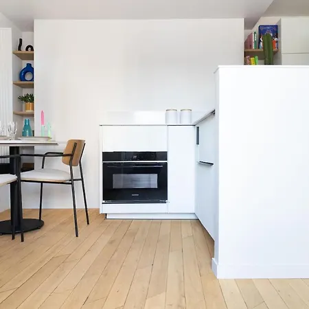 Mini Loft In Notre Dame District, Ile Saint-louis, Lägenhet *
