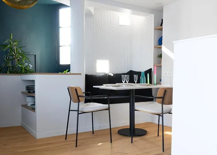 Mini Loft In Notre Dame District, Ile Saint-louis, *